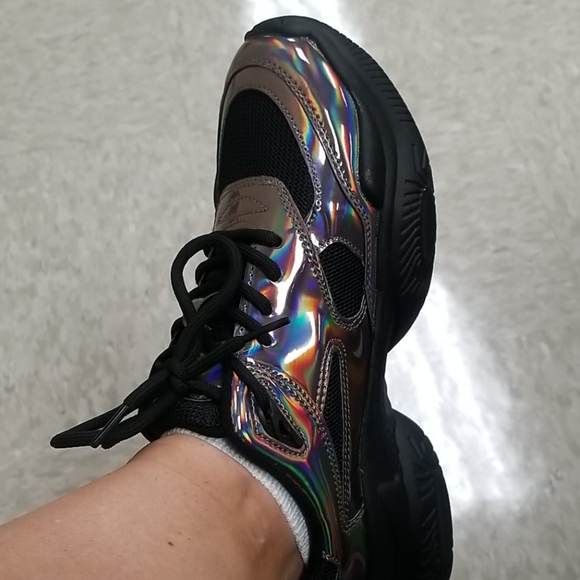 NWT Black Pewder Halogen Fashion Sneakers - Picture 2 of 8